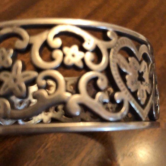 Vintage Brighton Scroll Heart bangle bracelet - Picture 8 of 10
